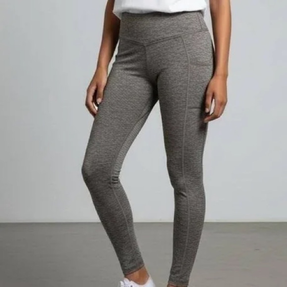Aerie Gray Chill Play Move Leggings Size Medium
